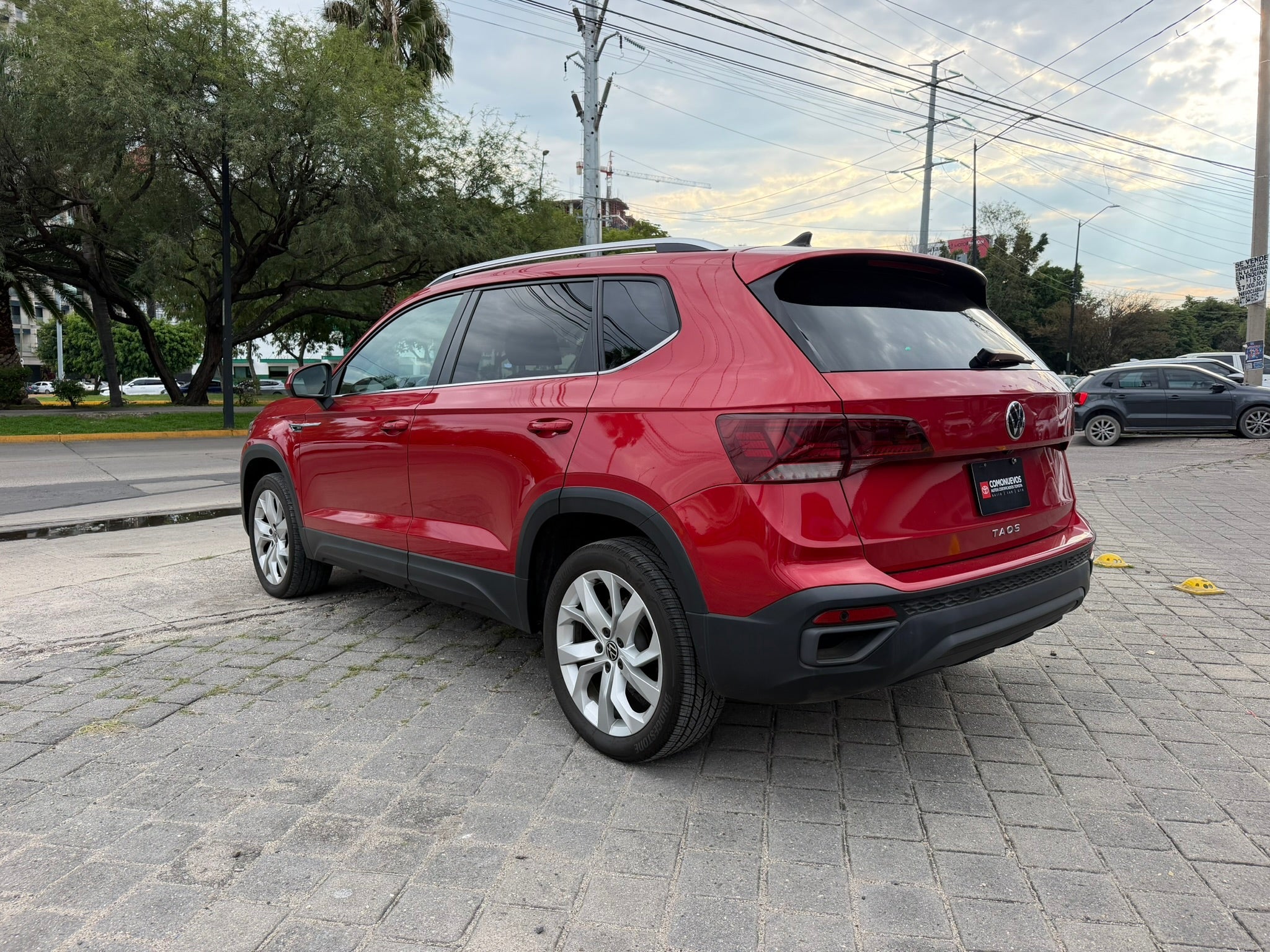 2024 Volkswagen Taos COMFORTLINE, L4, 1.4T, 150 CP, 5 PUERTAS, AUT