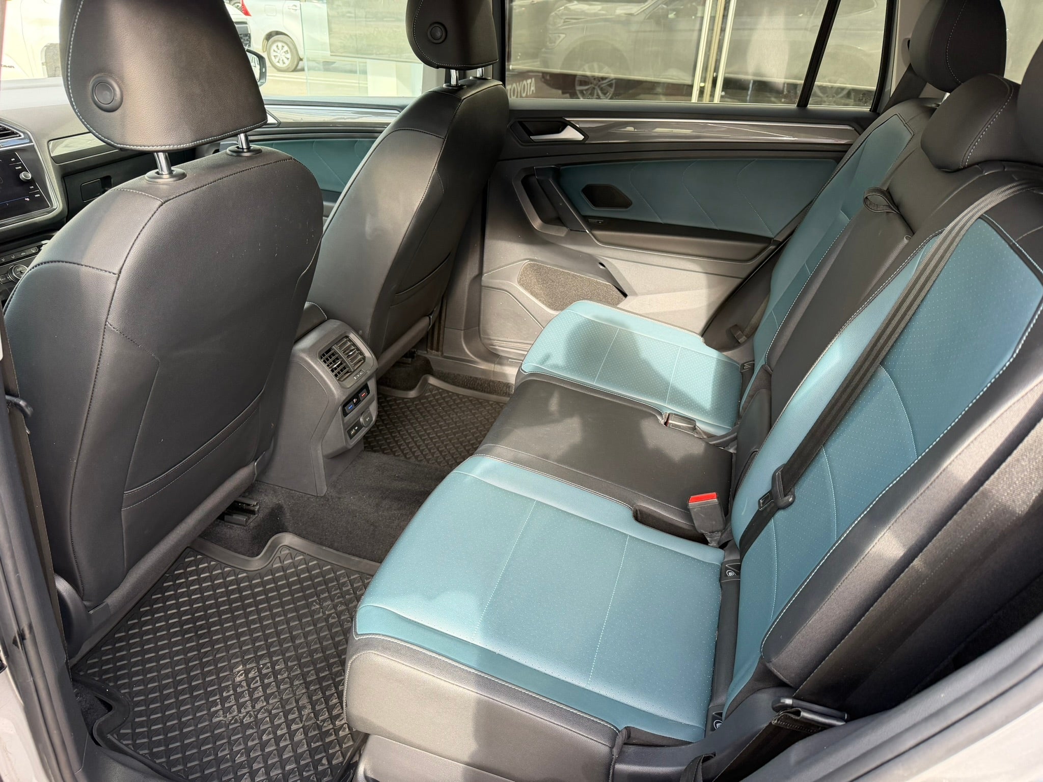 2020 Volkswagen Tiguan COMFORTLINE, L4, 1.4T, 150 CP, 5 PUERTAS, AUT