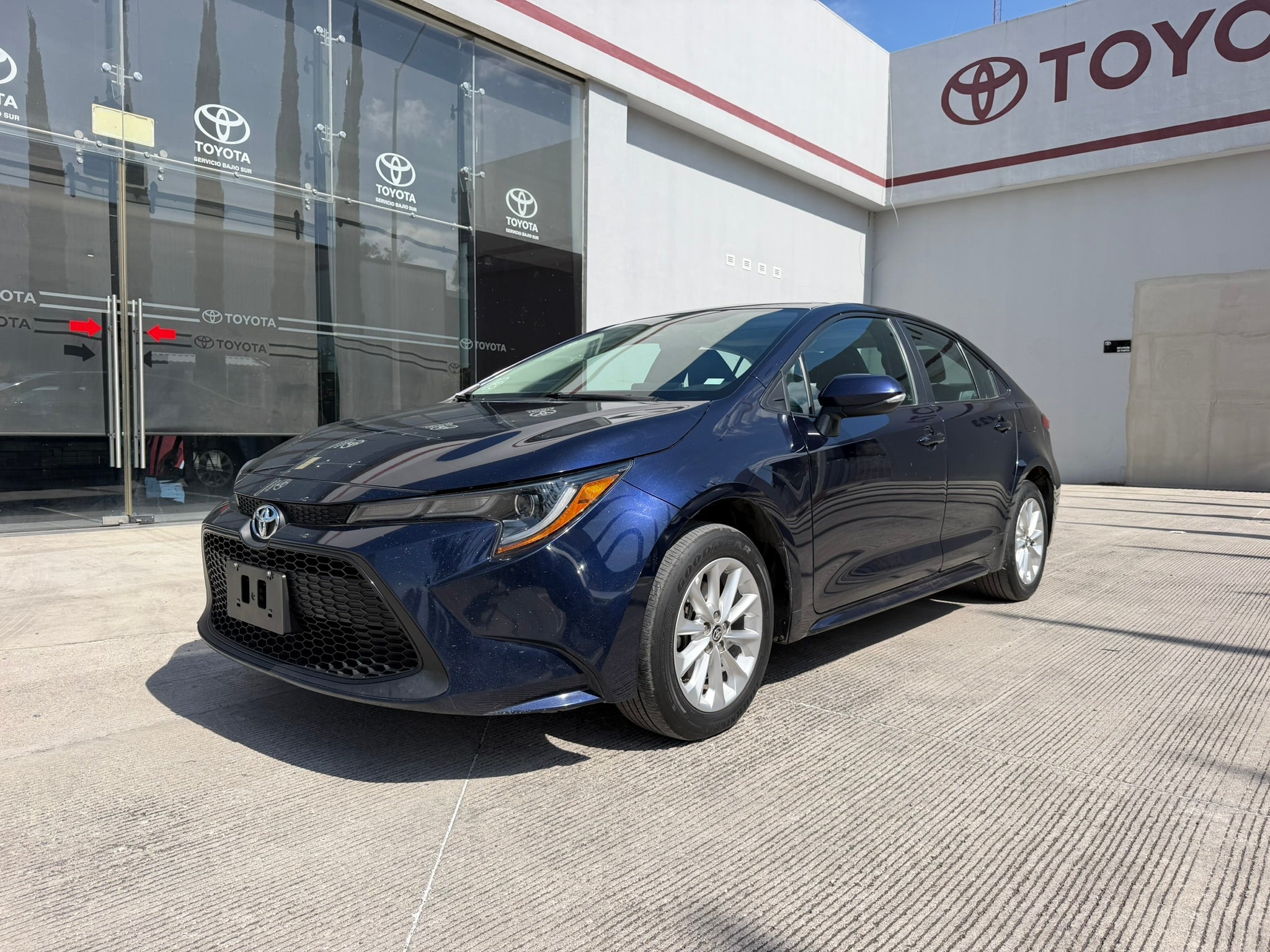 2022 Toyota Corolla XLE, L4, 1.8L, 140 CP, 4 PUERTAS, AUT