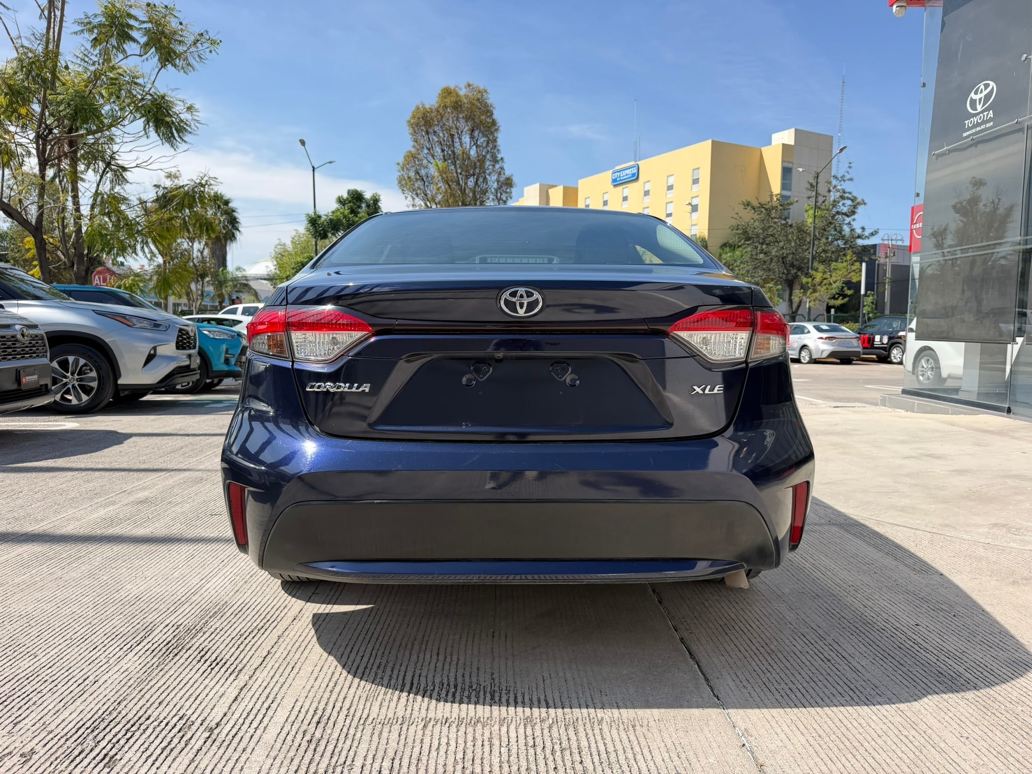 2022 Toyota Corolla XLE, L4, 1.8L, 140 CP, 4 PUERTAS, AUT