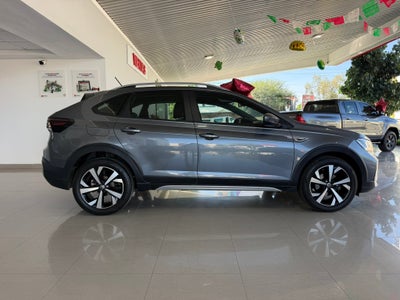 2023 Volkswagen Nivus HIGHLINE L4 1.0T 114 CP 5 PUERTAS AUT