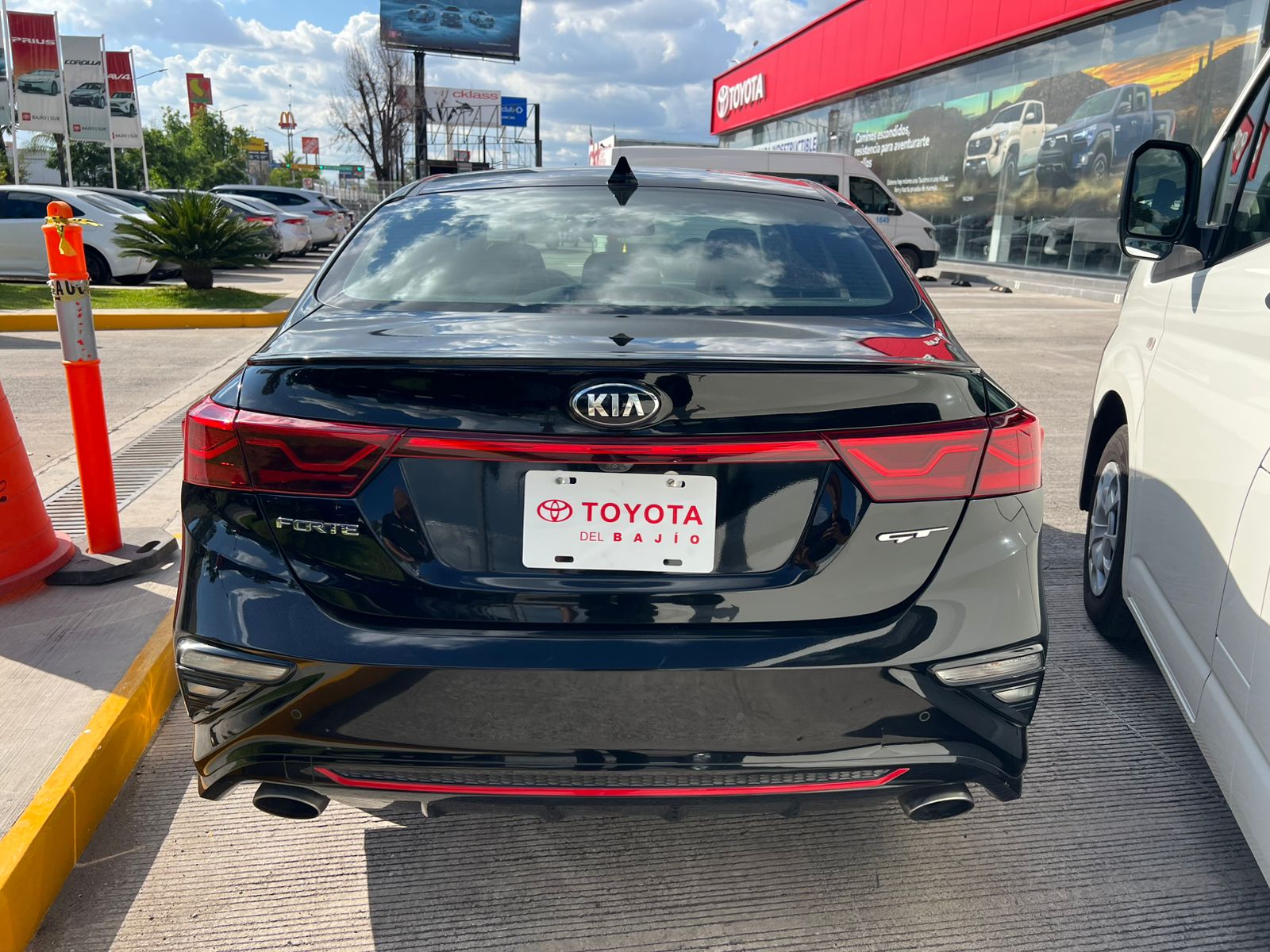 2021 Kia Forte GT, L4, 1.6T, 201 CP, 4 PUERTAS, AUT