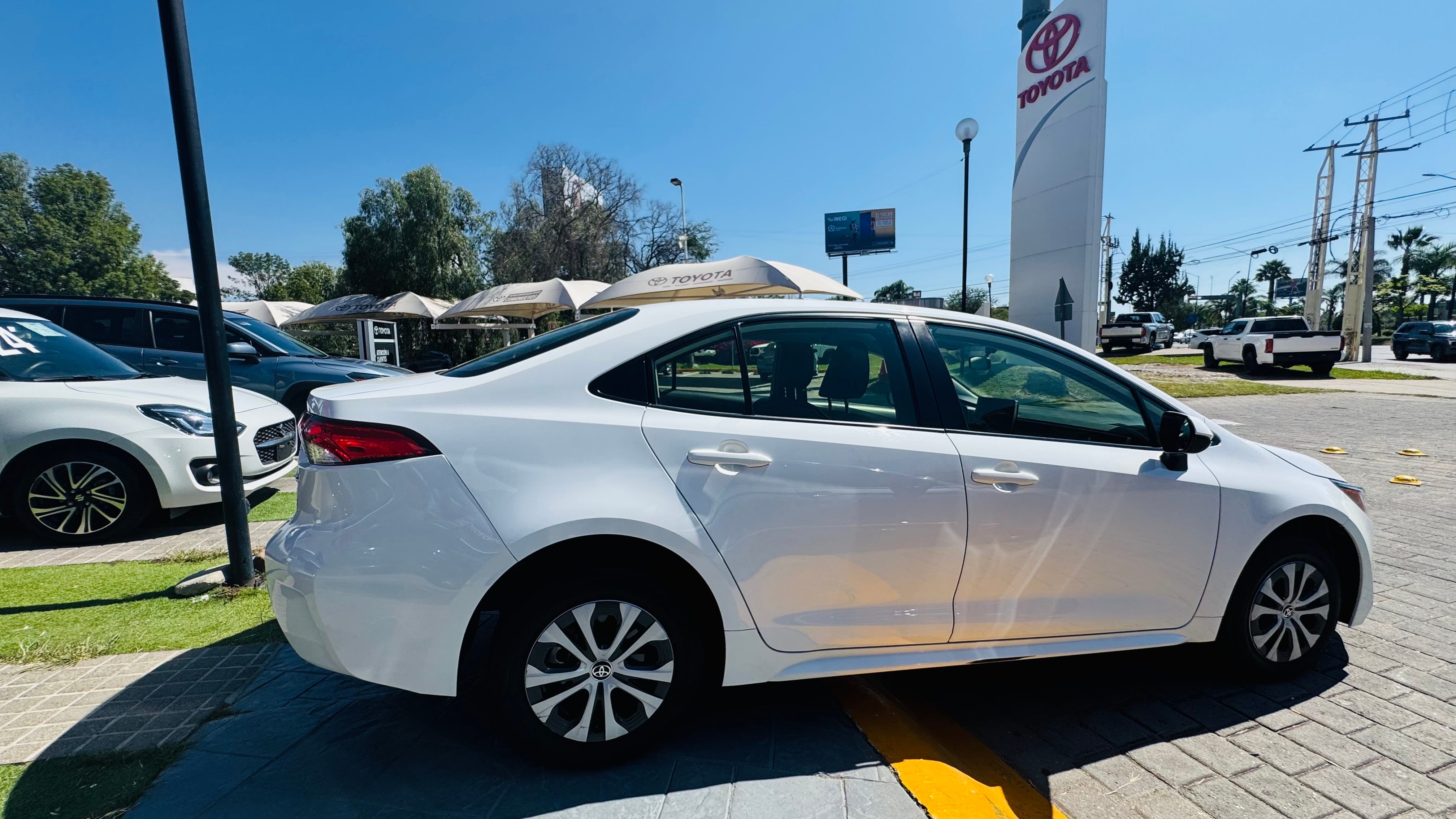 2023 Toyota Corolla LE HIBRIDO, L4, 1.8L, 96 CP, 4 PUERTAS, AUT