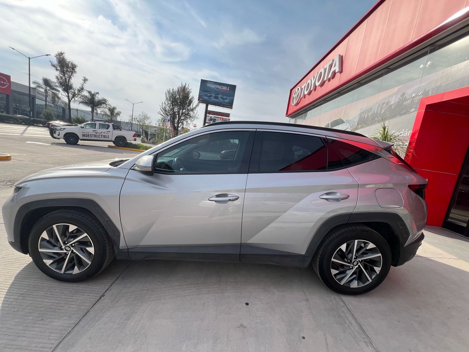 2023 Hyundai Tucson GLS PREMIUM L4 2.5L 187 CP 5 PUERTAS AUT BA AA