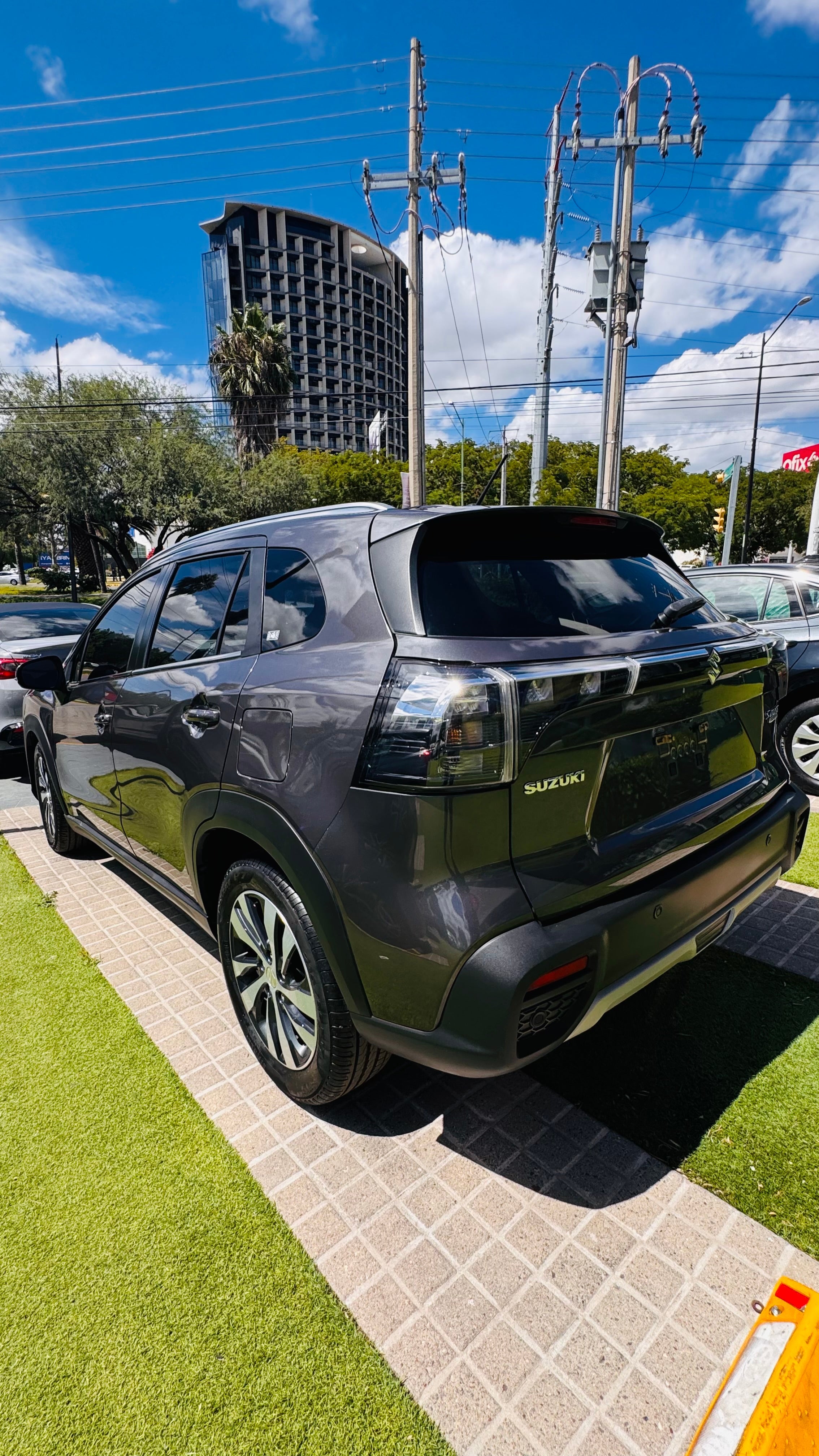 2023 Suzuki S-Cross BOOSTERJET TA