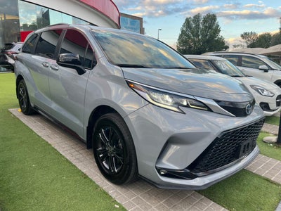 2024 Toyota Sienna XSE, L4, 2.5L, 240 CP, 5 PUERTAS, AUT, HIBRIDO