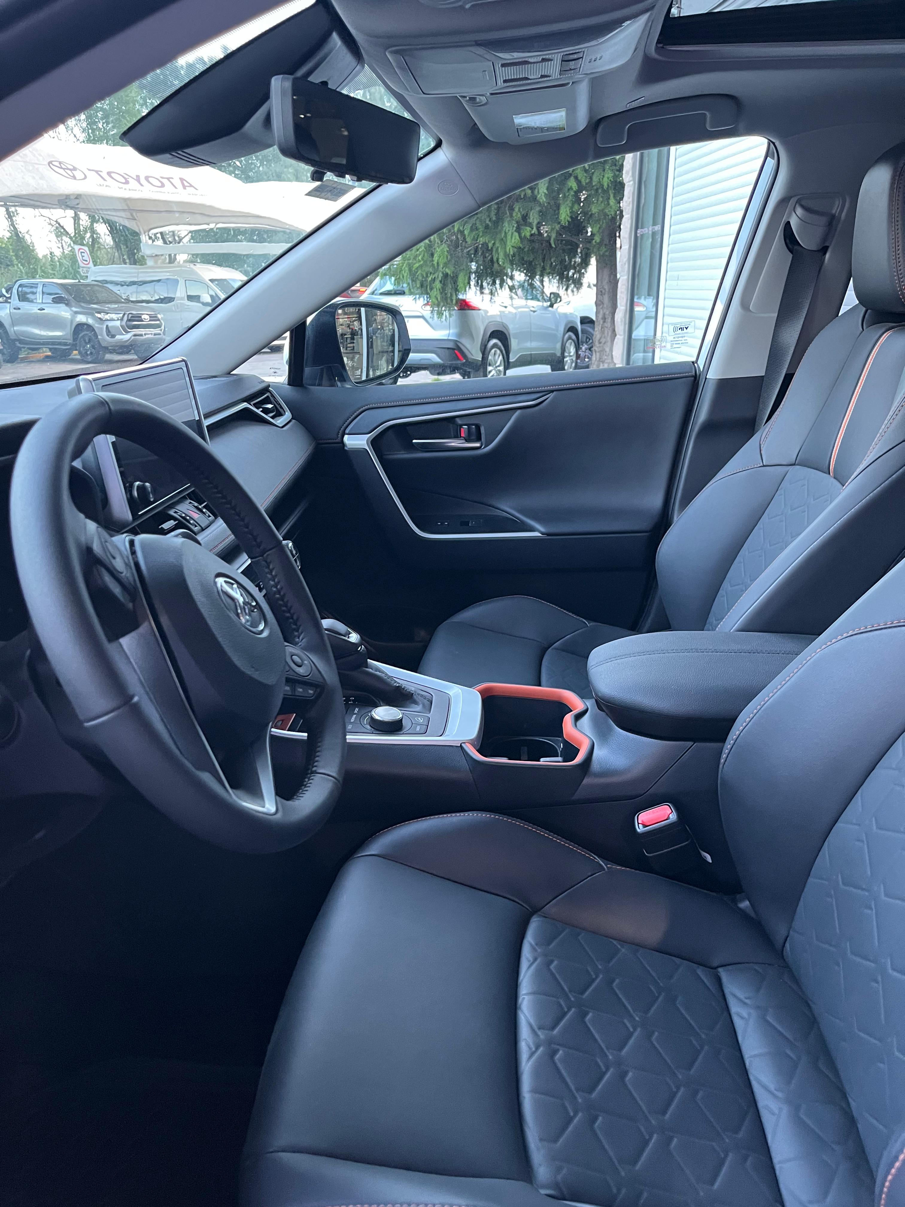 2025 Toyota RAV4 ADVENTURE, L4, 2.5L, 204 CP, 5 PUERTAS, AUT, AWD