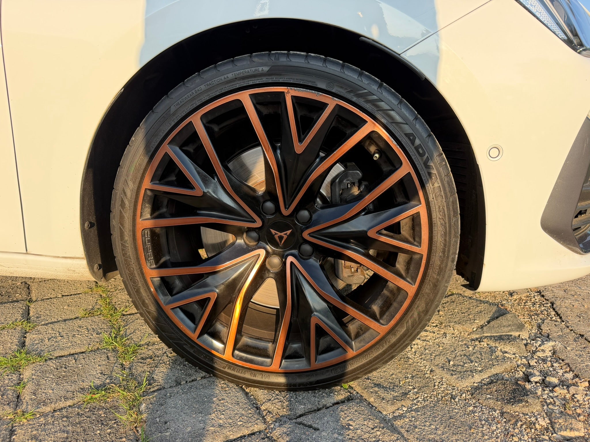 2024 Cupra León 300 CP, 2.0T, 4L,5 PUERTAS, AUT